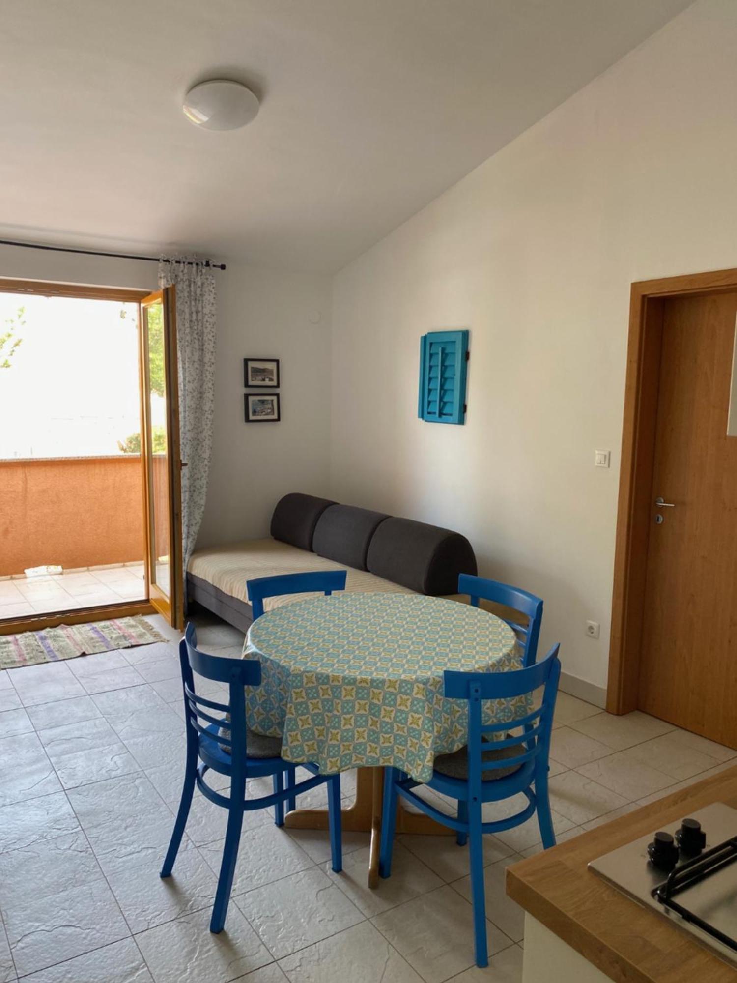 Apartments Lili Baska  Ngoại thất bức ảnh