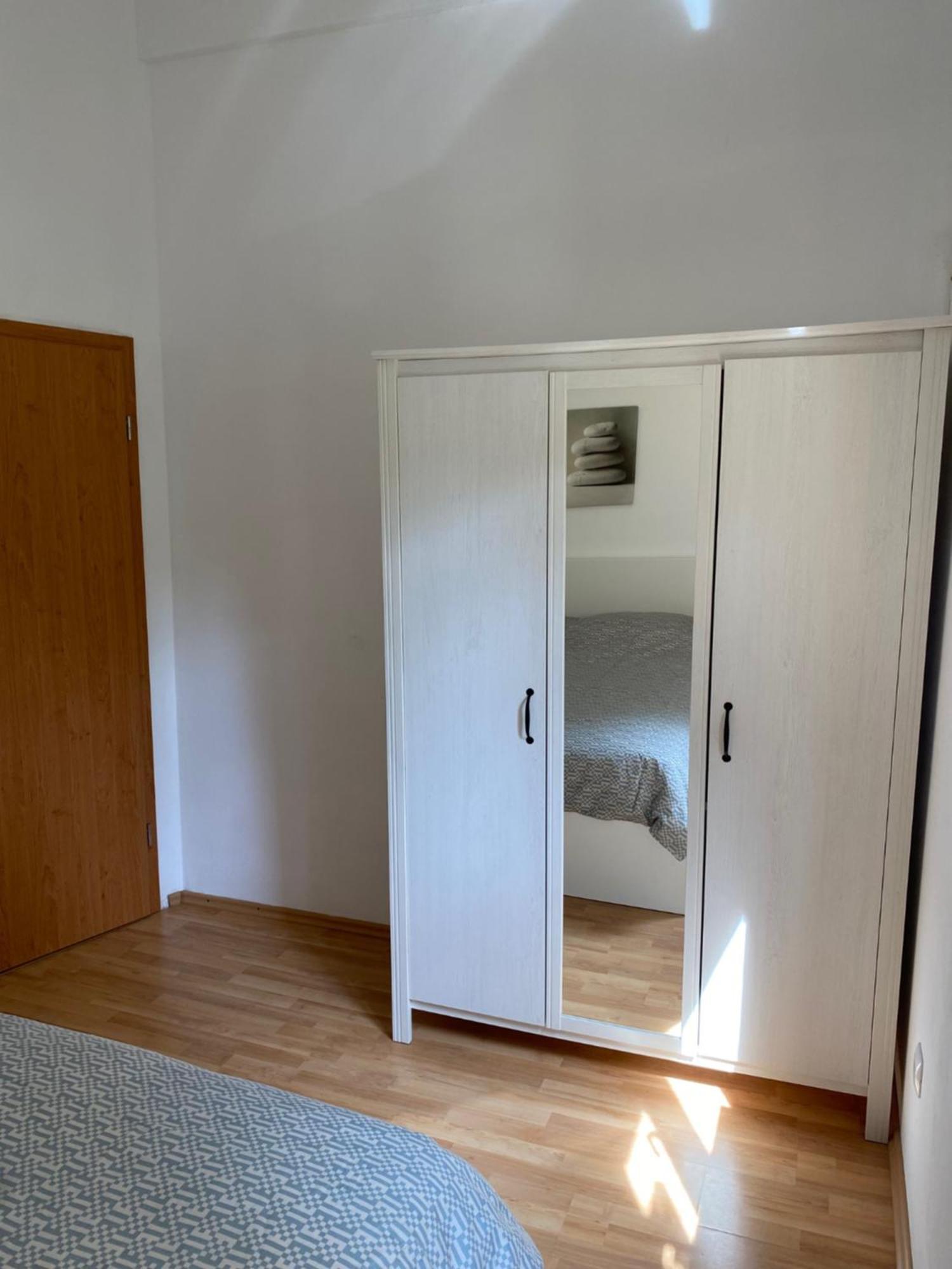 Apartments Lili Baska  Ngoại thất bức ảnh